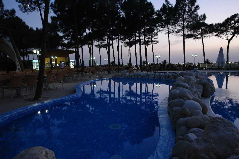 Dolce Vita Hotel Durres Exterior photo